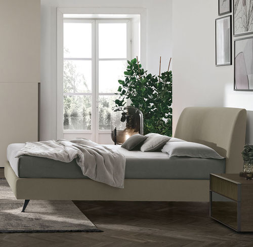 Cama de matrimonio - Dalia - TOMASELLA INDUSTRIA MOBILI - contemporánea / tapizada / con cabecero
