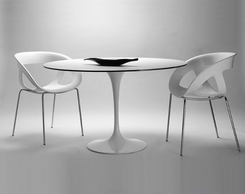 Mesa contemporánea - SATURNO - Gaber - de material laminado / redonda