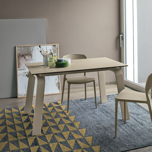 mesa de comedor contemporánea - Target Point