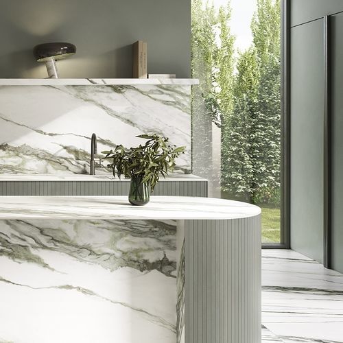 Placa de piedra de gres porcelánico - CALACATTA GREEN - Italgraniti Group S.p.a. - para suelo / para interiores / para cocina