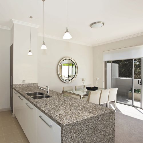 Encimera de granito - WHITE & GREY : SILVESTRE GT - Levantina - para