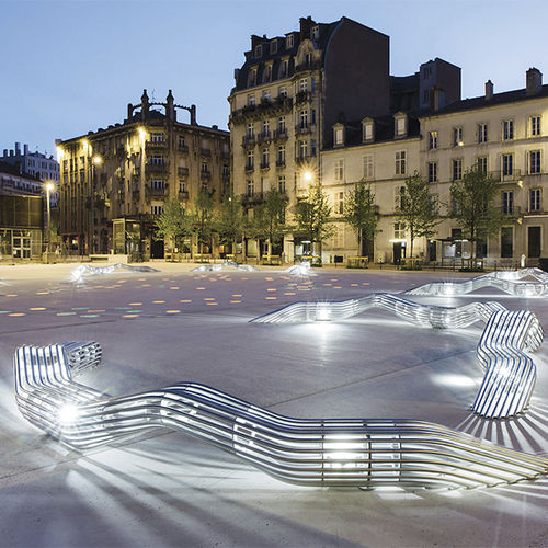 banco público de diseño industrial - CYRIA | Mobilier Urbain