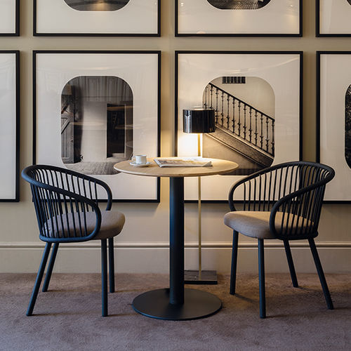 Mesa bistró contemporánea - FLAMINGO - expormim - de roble / de madera maciza / de MDF lacado