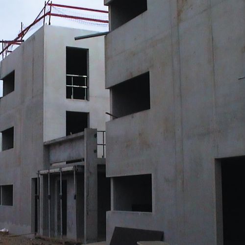 Hormigón estructural - AGILIA® VERTICAL - Lafarge concrete - de seguridad / resistente al agua / de alta resistencia