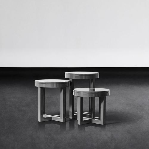Mesita auxiliar contemporánea - CECILIA - XVL HOME COLLECTION - de madera lacada / con base de madera lacada / redonda