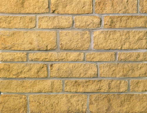 Revestimiento de fachada de ladrillo - COTSWOLD GOLD  - Marshalls plc  - de piedra natural / de piedra caliza / texturizado