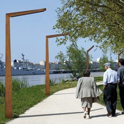 Farola urbana - LOGIQ - Design espaces - contemporánea / de acero inoxidable / de acero Corten