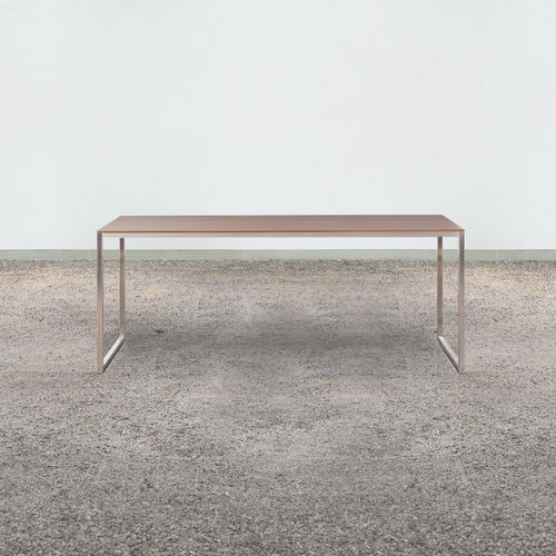 Mesa contemporánea - at_16 - Silvio Rohrmoser - de HPL / con base de acero inoxidable pulido / rectangular