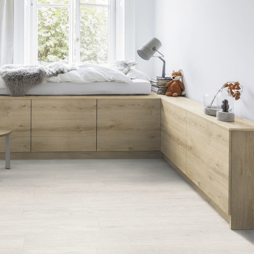 Panel decorativo para interiores - K4420 IR OAK EVOKE CLASSIC - Kaindl - doméstico / de alta resistencia / MDF