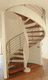 escalera de caracol / circular / con peldaños de madera / con estructura de metal
