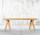 mesa de comedor contemporánea / de roble / de nogal / de madera maciza