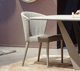 silla contemporánea / de interior / de tejido / de cuero