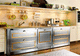 cocina contemporánea / de acero / con asas