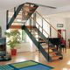 escalera en U / con peldaños de madera / con estructura de madera / contemporánea
