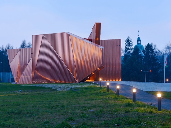 ¿MUSEO DEL FUEGO ADENTRO? ORY POR OVO GRABCZEWSCY ARCHITEKCI