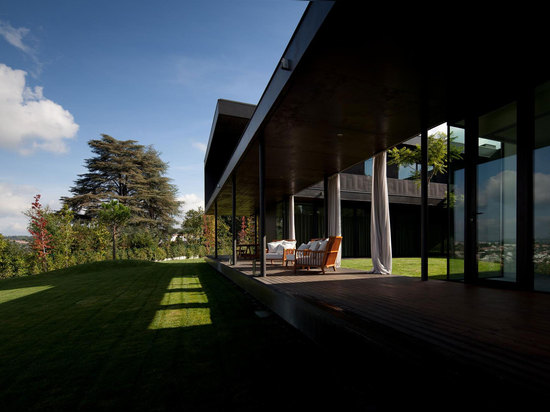 CASA L23 POR PITAGORAS ARQUITECTOS