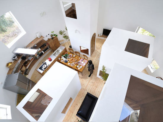 CASA EN CHIHARADA DE STUDIO VELOCITY