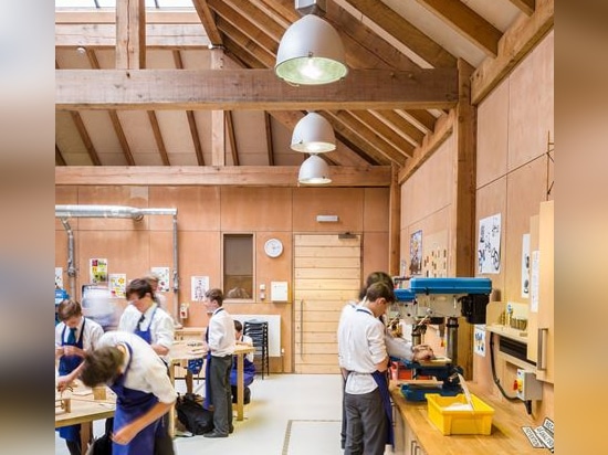 Bloque de la tecnología de diseño, escuela de San Jaime