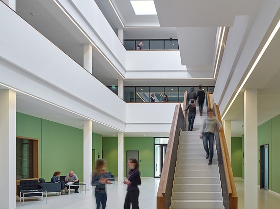 escalera interior