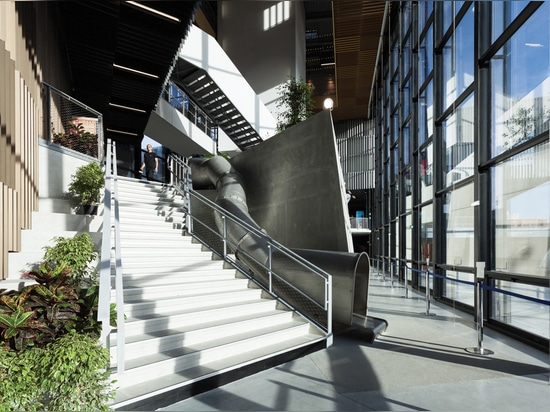 anima de los lugares geométricos, biblioteca alfa de los medios, Angoulême, Francia