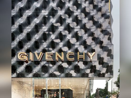 Almacén de buque insignia de Givenchy