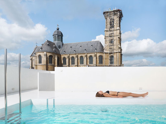 Barroco y azul: Piscina K por el dmvA Architecten en Grimbergen, Bélgica