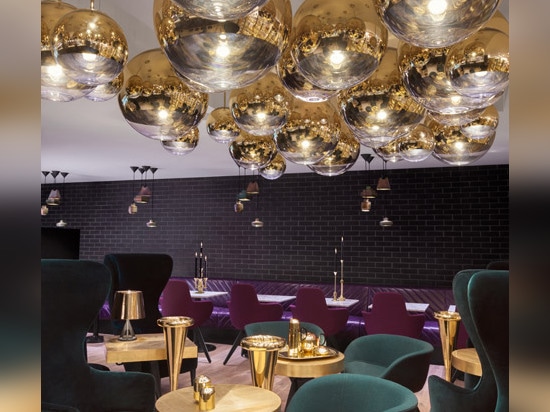 El café del emparedado de Tom Dixon se abre en Harrods