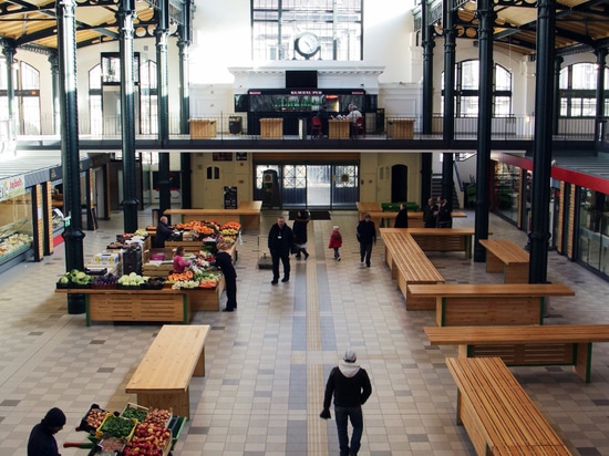 Mercado Budapest, Hungría de Klauzal del kft de Zoltàn Kun Kunyho Epitèsziroda