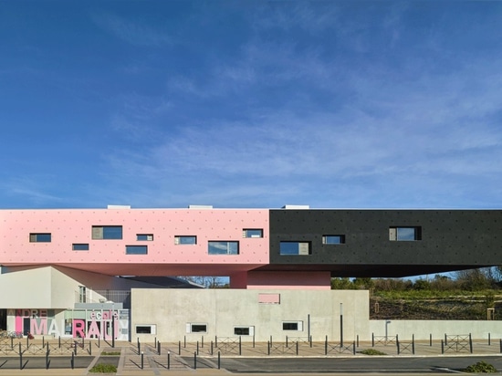 Dominique Coulon y Associés, grupo de André Malraux de escuelas en Montpellier, 2015