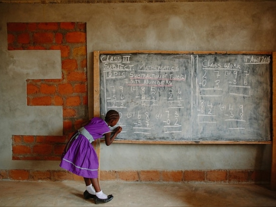 Orkidstudio, la escuela de las muchachas en Kenema