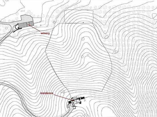 Plan de sitio que demuestra la relación de la residencia y del lagar