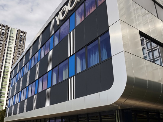 ito del ora y hotel del yooma del diseño de Daniel buren en París