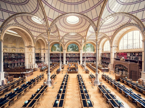 bibliotecas altas: fotografías más poirier del thibaud los asilos arquitectónicos más finos de la literatura