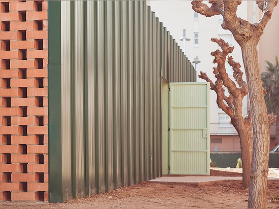 Este centro de la distribución de los alimentos en España fue diseñado y construido en apenas tres meses