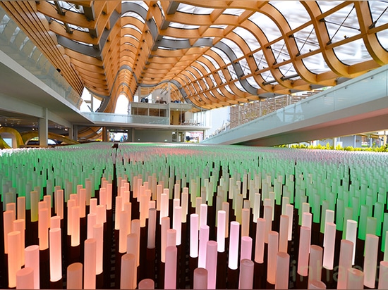 El pabellón de la expo del mundo de China demuestra cómo las ciudades y la naturaleza pueden existir en armonía