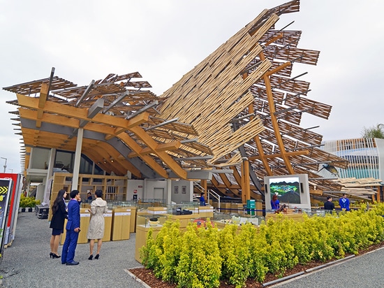 El pabellón de la expo del mundo de China demuestra cómo las ciudades y la naturaleza pueden existir en armonía