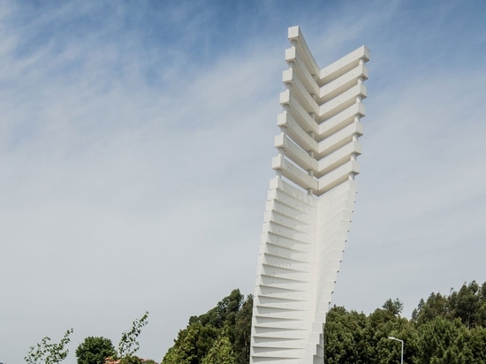 El simbolismo escultural de la nueva iglesia de Santiago de Antas