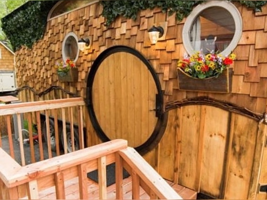 Lleve un viaje el condado en esta ‘casa minúscula de Hobbit’ en las ruedas