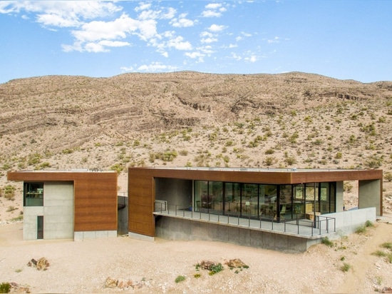 Casa de Arroyo de los diseños de la arquitectura de Hoogland para el sitio rígido del desierto en Nevada meridional