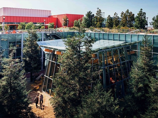 el facebook amplía su campus con el edificio gehry-diseñado franco adicional