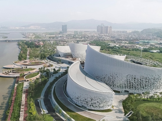 Los arquitectos del PES revelan la cultura y a Art Centre pétalo-formados del estrecho en Fuzhou