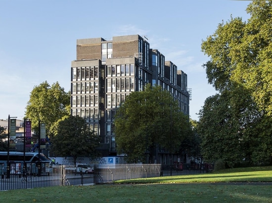 El Royal College del arte en Londres anuncia que edificio de Herzog & de Meuron y campus de Kensington restaura