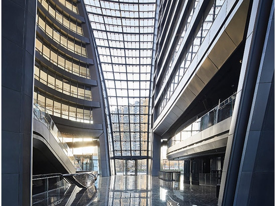 Torre Leeza SOHO de Zaha Hadid Architects