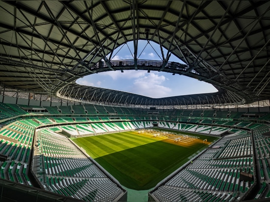 El estadio "Diamante en el Desierto" se completa antes de la Copa Mundial de 2022 en Qatar