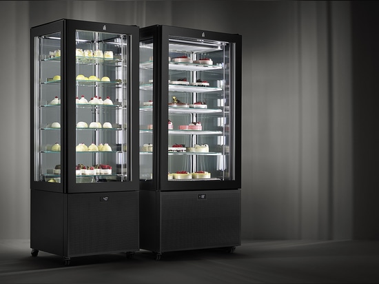 Ifi presenta Pivot, el nuevo punto de referencia para las vitrinas refrigeradas verticales.