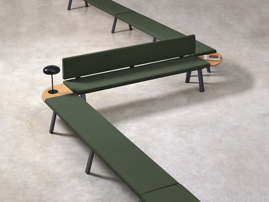 PLANIA BENCH