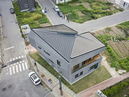 La arquitectura de JOHO, Escala-ing la casa, Unjung-dong, Seongnam, Corea del sur