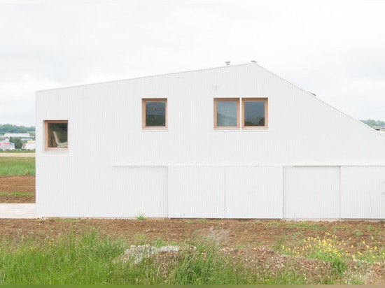 hangar (cerrado)