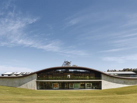 La bodega contemporánea de Cera Stribley abre el valle del Yarra