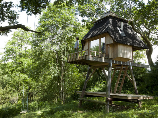 Nozomi Nakabayashi, choza en los zancos, Dorset, Reino Unido